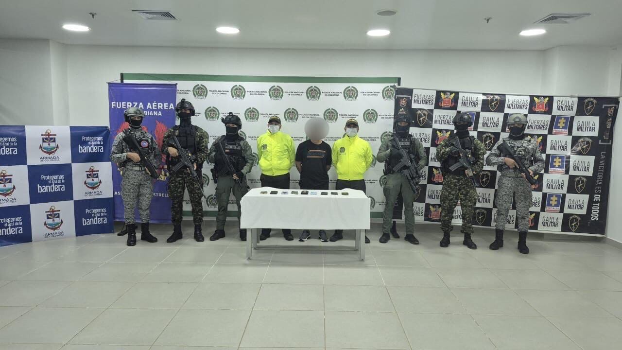 Capturado alias ‘Sombrerón’, presunto cabecilla financiero de una de las facciones de Iván Mordisco. Foto: suministrada.