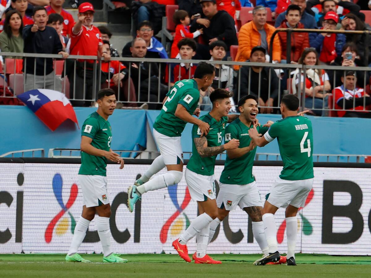 Batacazo: Bolivia venció 2-1 a Chile en su primer triunfo por Eliminatorias en Santiago