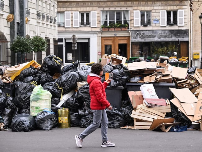 8.000 toneladas de basura inundan París