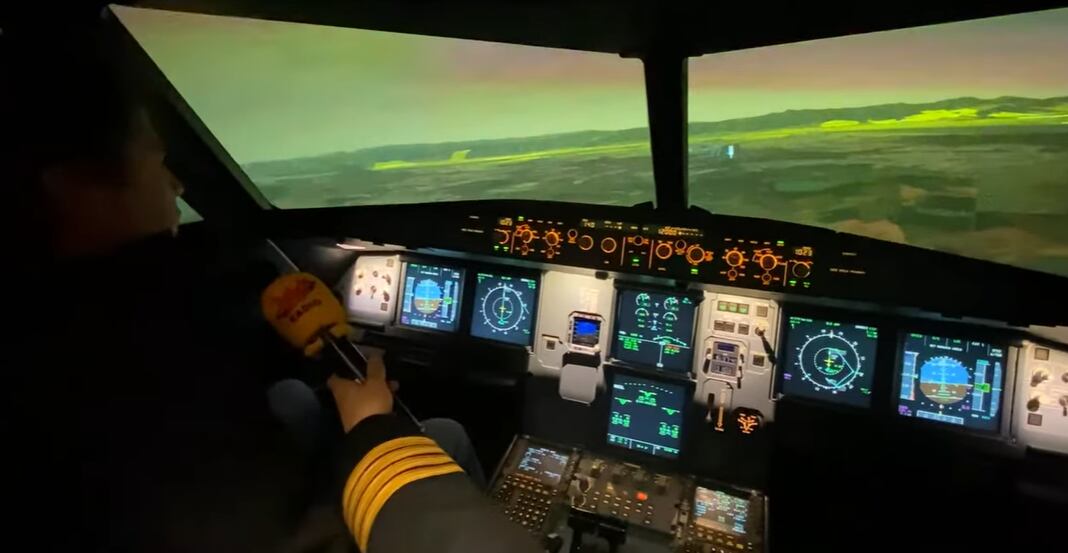 W Radio en el Centro de Entrenamiento para Pilotos.