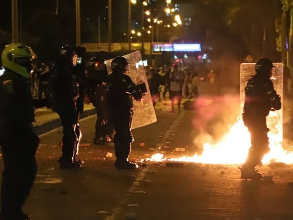 Dos policías heridos y varios detenidos deja segunda jornada de protestas en Cali