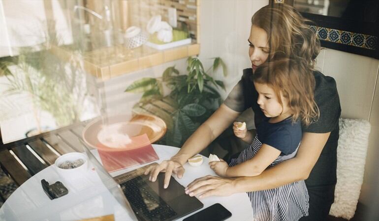 ¿Qué piensa del teletrabajo en la pandemia? #TrabajoEnCasaEs. Foto: Getty Images