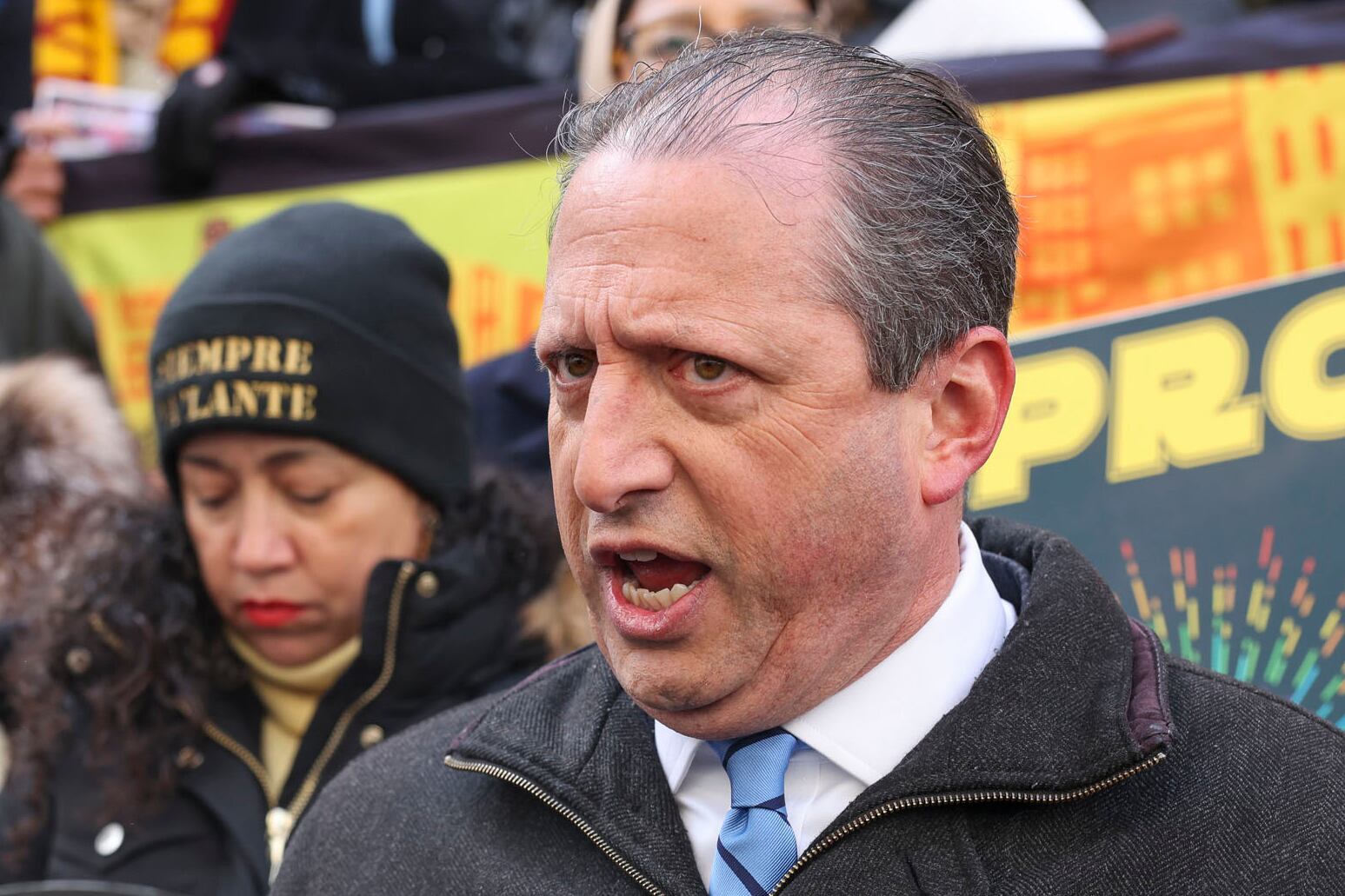  Fotografía de archivo del 19 febrero 2025 del contralor de la ciudad de Nueva York Brad Lander, durante la manifestación en Nueva York. FOTO: EFE/EPA/ Sarah Yenesel. ARCHIVO