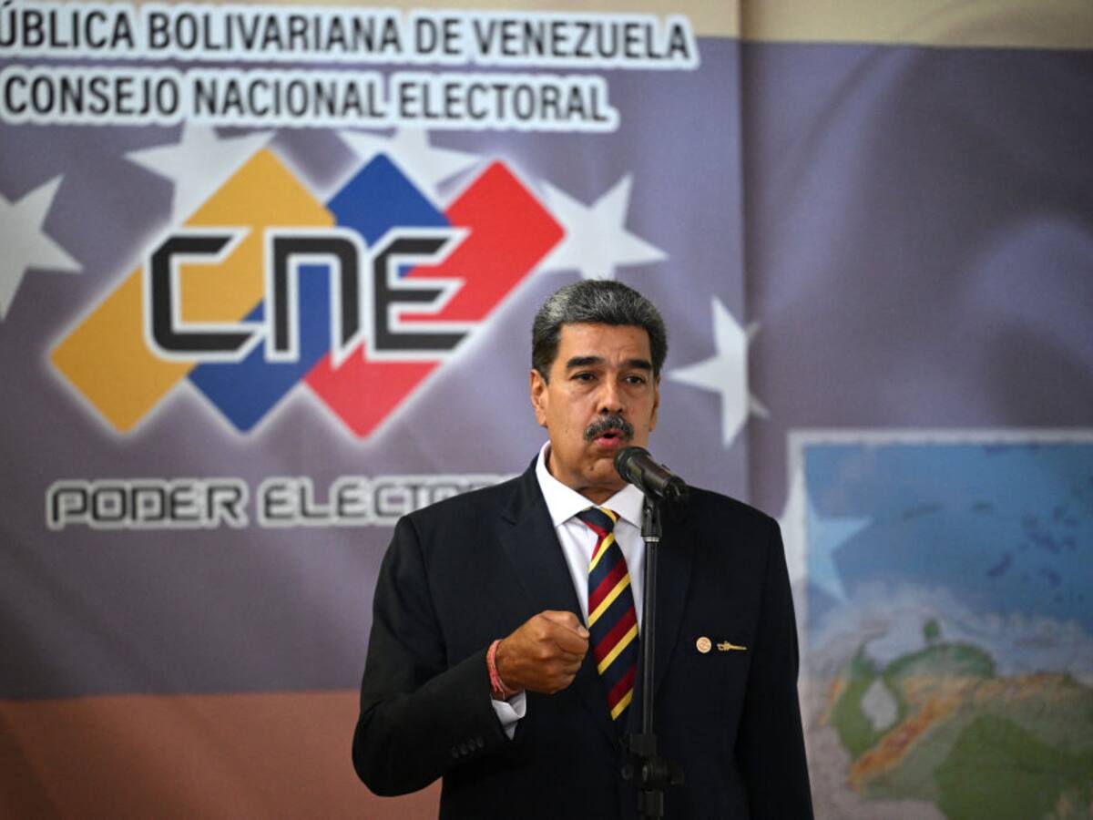 Maduro dice que candidatos opositores planean un golpe de Estado para “cualquier momento”