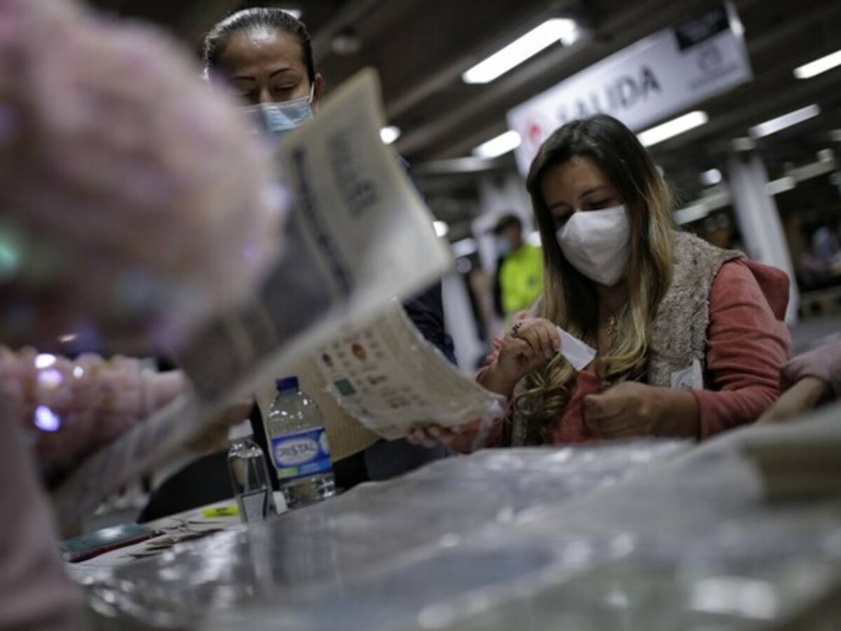 ¿Errores humanos en preconteo de votos? Jurados denuncian fallas en las capacitaciones