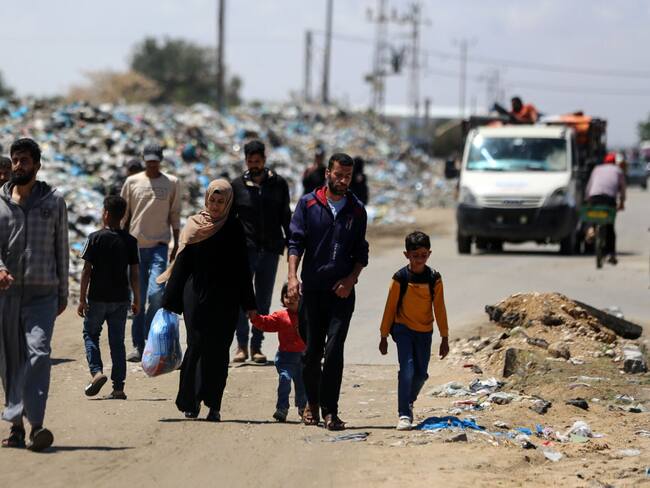 Desplazamiento palestino. (Foto: Majdi Fathi/NurPhoto via Getty Images)