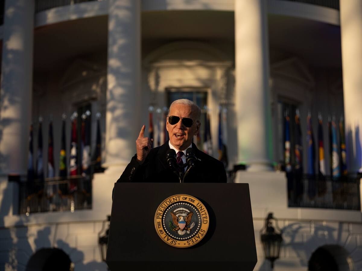 Joe Biden firma ley para proteger el matrimonio igualitario en EE.UU.