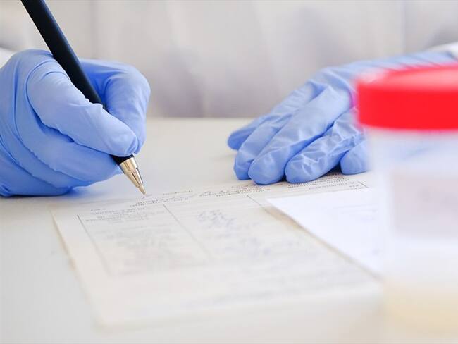 El sorprendente caso del donante de esperma que tiene más de 200 hijos