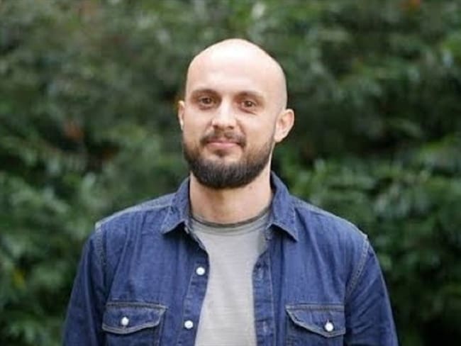 Carlos Gil Hernández habla en Sigue La W sobre su tesis ‘Cracking Meritocracy from the Starting Gate: Social Inequality in Skill Formation and School Choice’. . Foto: