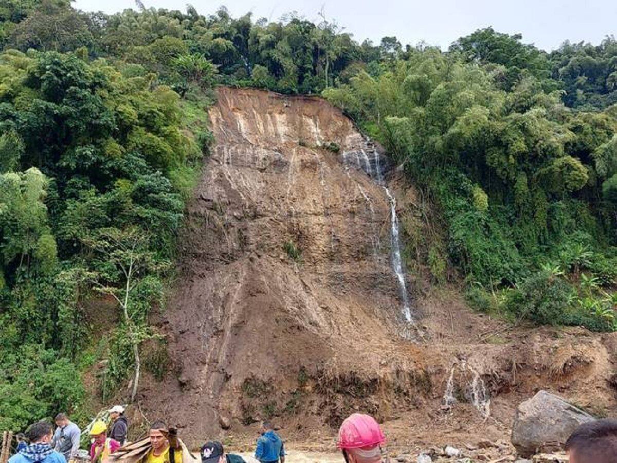 Aumenta a 17 la cifra de muertos tras derrumbe en Pereira y Dosquebradas