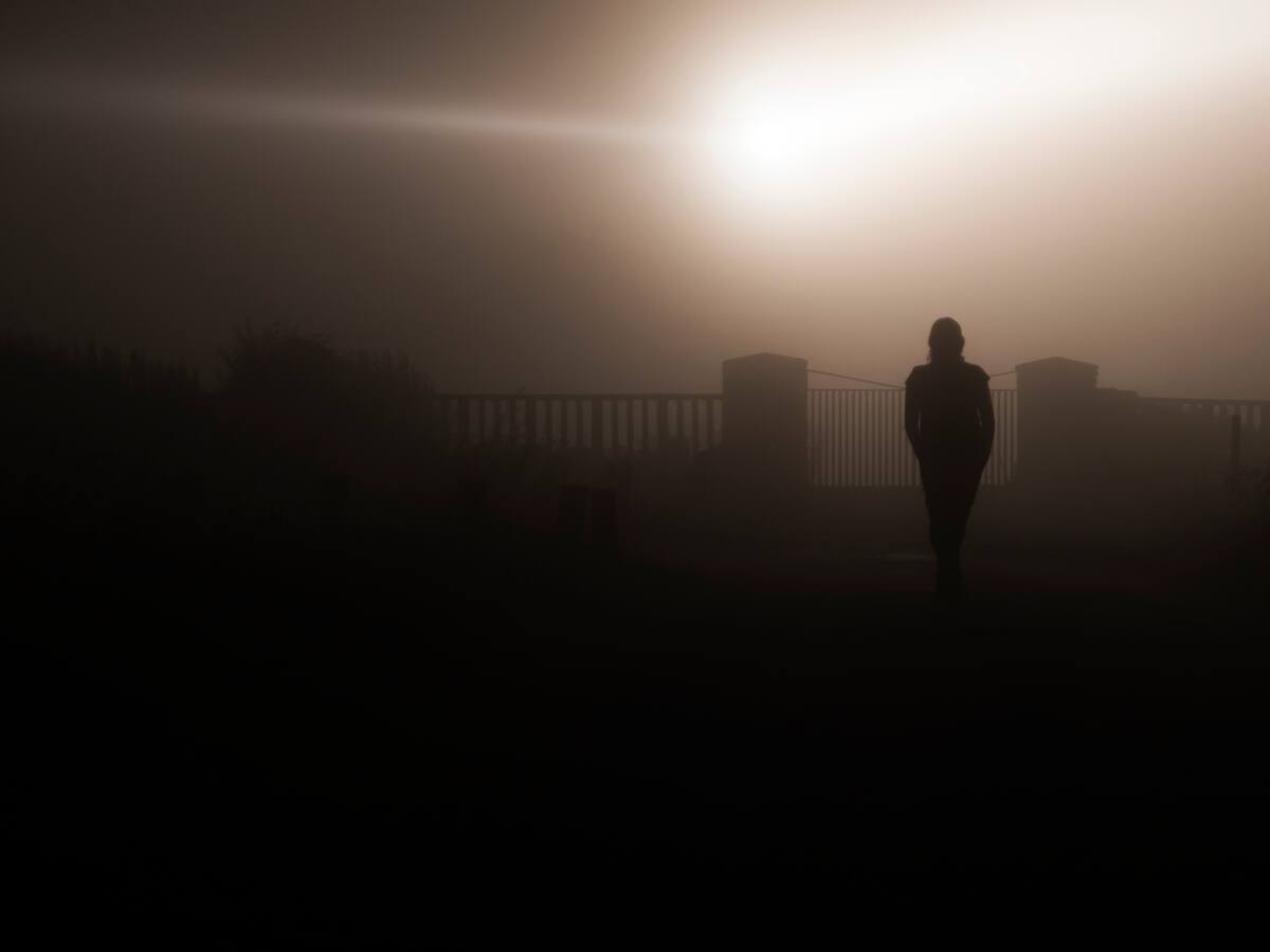 Buscan a joven colombo ecuatoriana que salió de viaje a California y no volvió