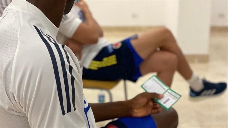 Selección Colombia se vacuna en Barranquilla contra el COVID. Foto: Costesía.