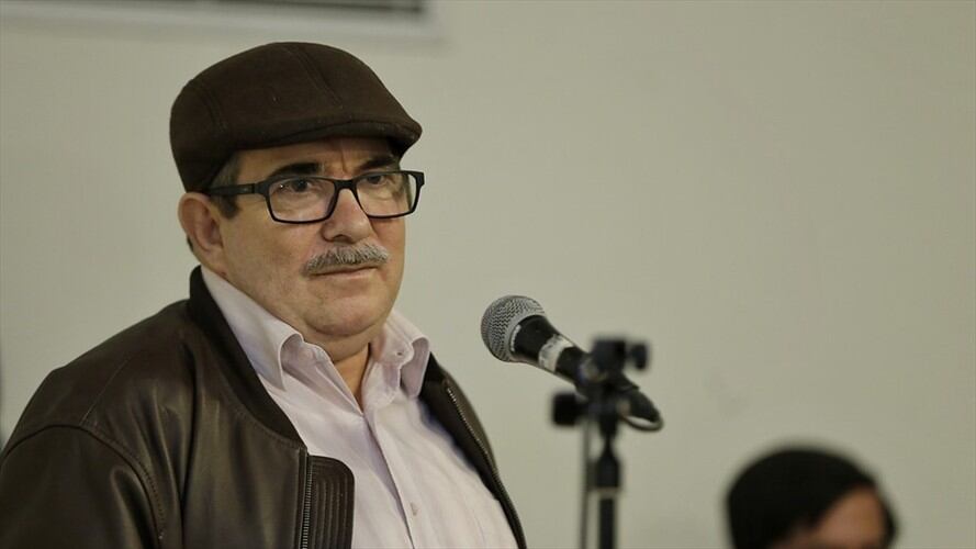 El presidente del partido Comunes, Rodrigo Londoño le envió una carta al presidente de la Comisión de la Verdad, Francisco de Roux. Foto: Colprensa / ÁLVARO TAVERA