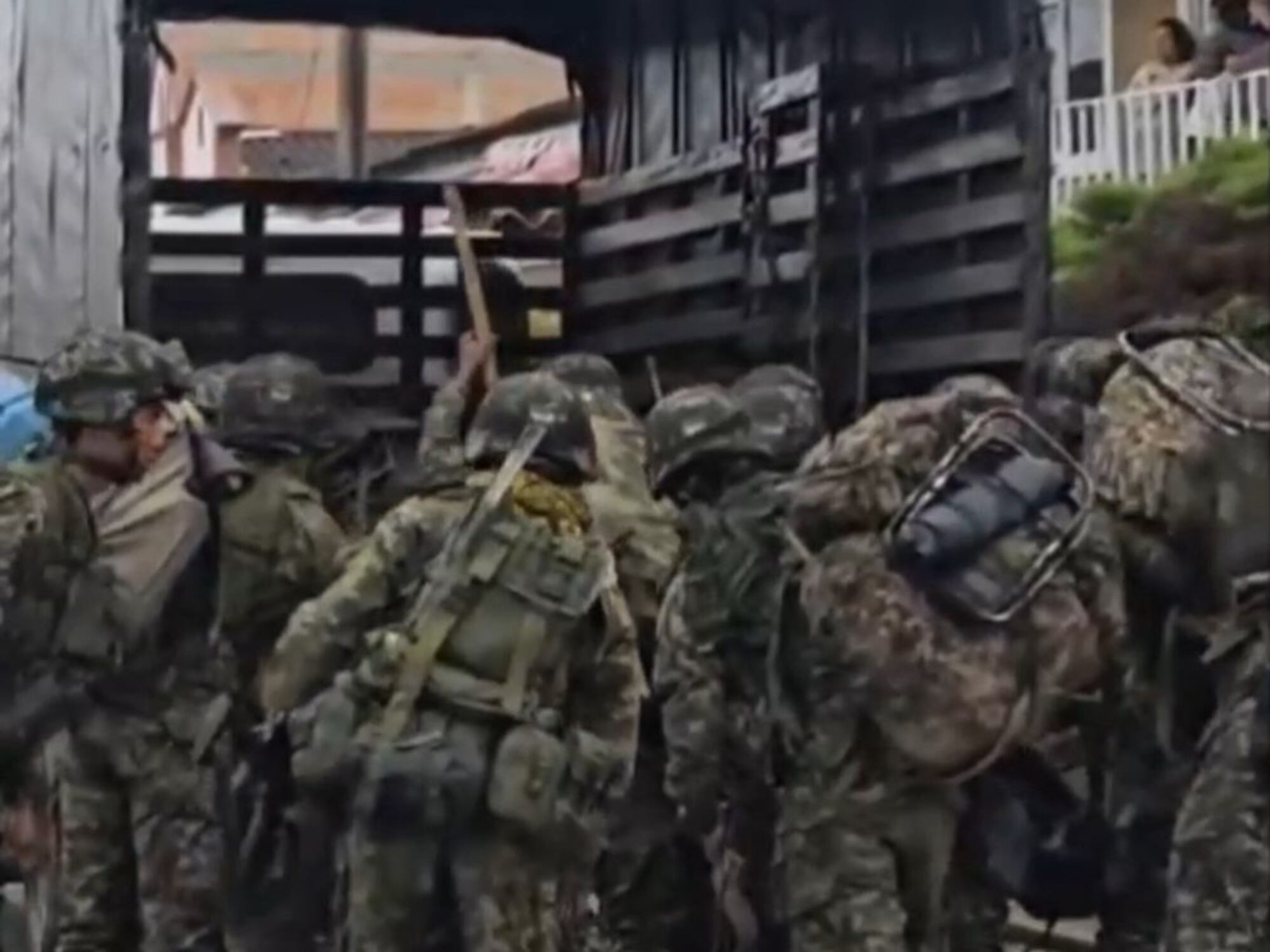 En libertad los 57 militares que habían sido secuestrados en el sur del Cauca