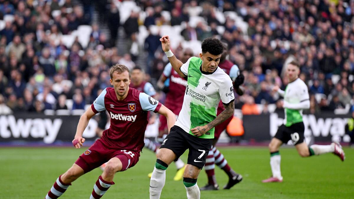 Luis Díaz ve cada vez más lejos la Premier: Liverpool empató 2-2 contra West Ham