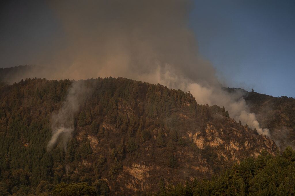 Vista general del incendio forestal del cerro El Cable el 26 de enero de 2024 en Bogotá, Colombia.  (Photo by Diego Cuevas/Getty Images)