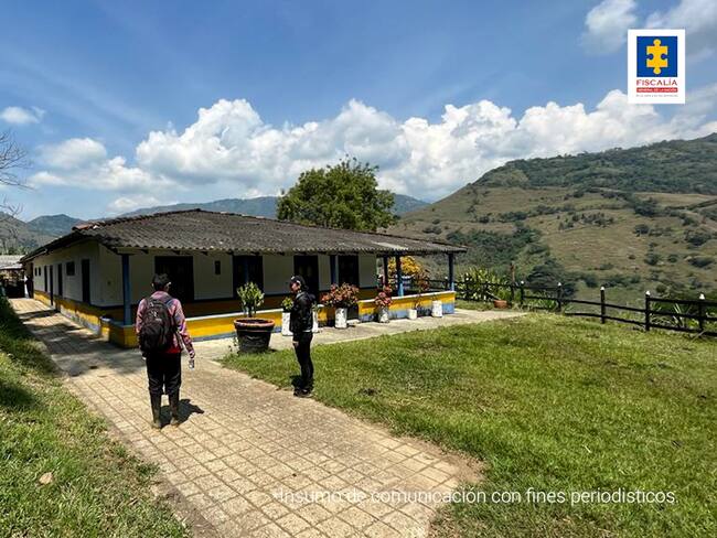 Alias ‘Memo Fantasma’ entregó bienes para reparar a víctimas del conflicto armado. Foto: Fiscalía General de la Nación.