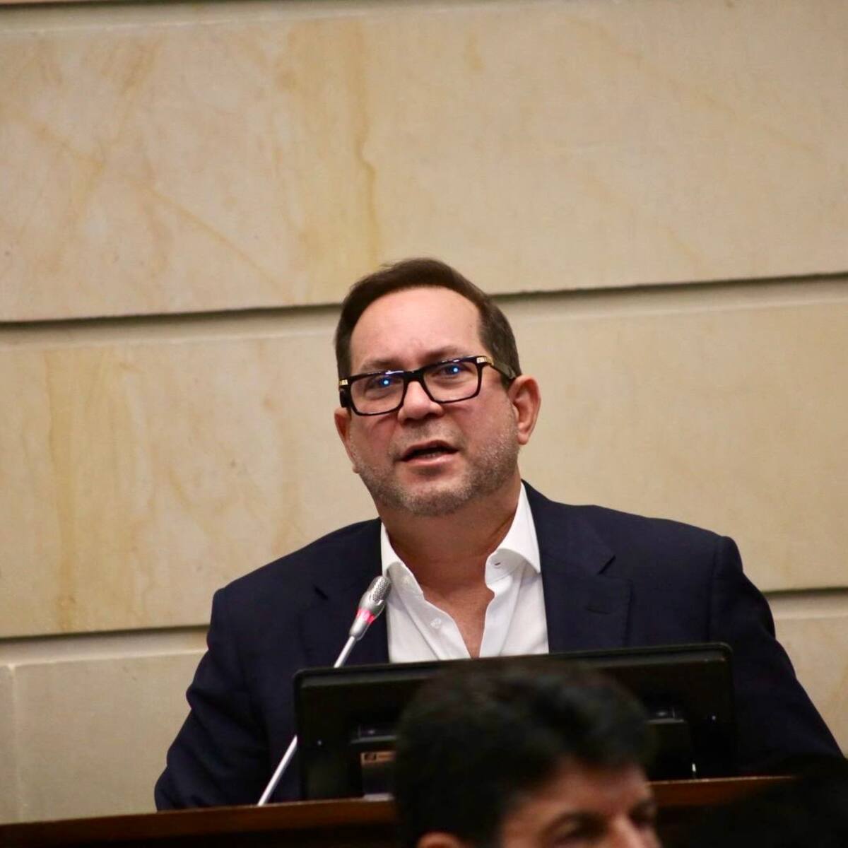 “El Senado siempre se hace respetar”: Lidio García tras votación a Corte Constitucional