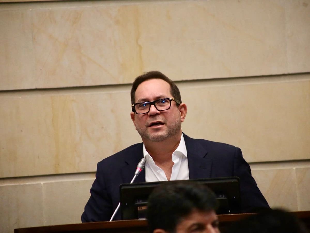 “El Senado siempre se hace respetar”: Lidio García tras votación a Corte Constitucional