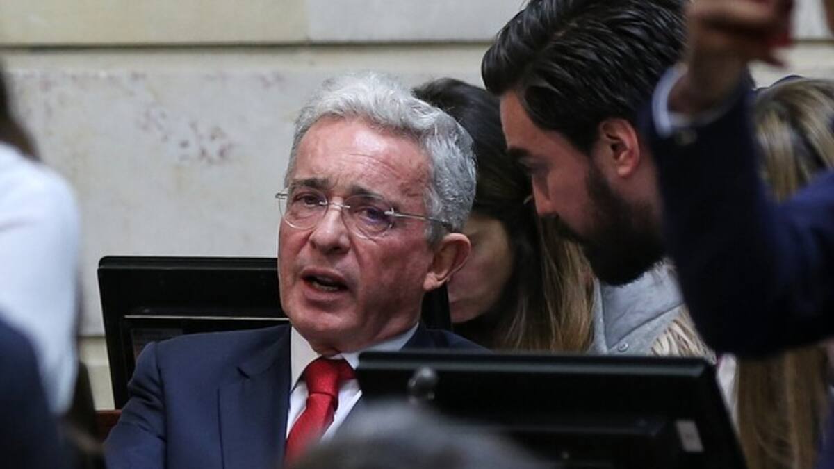 Expresidente Álvaro Uribe Vélez les respondió a los jueces