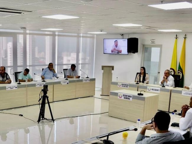 Diputados en Bolívar respaldan reforma a la salud, “pulpos van tras el dinero”