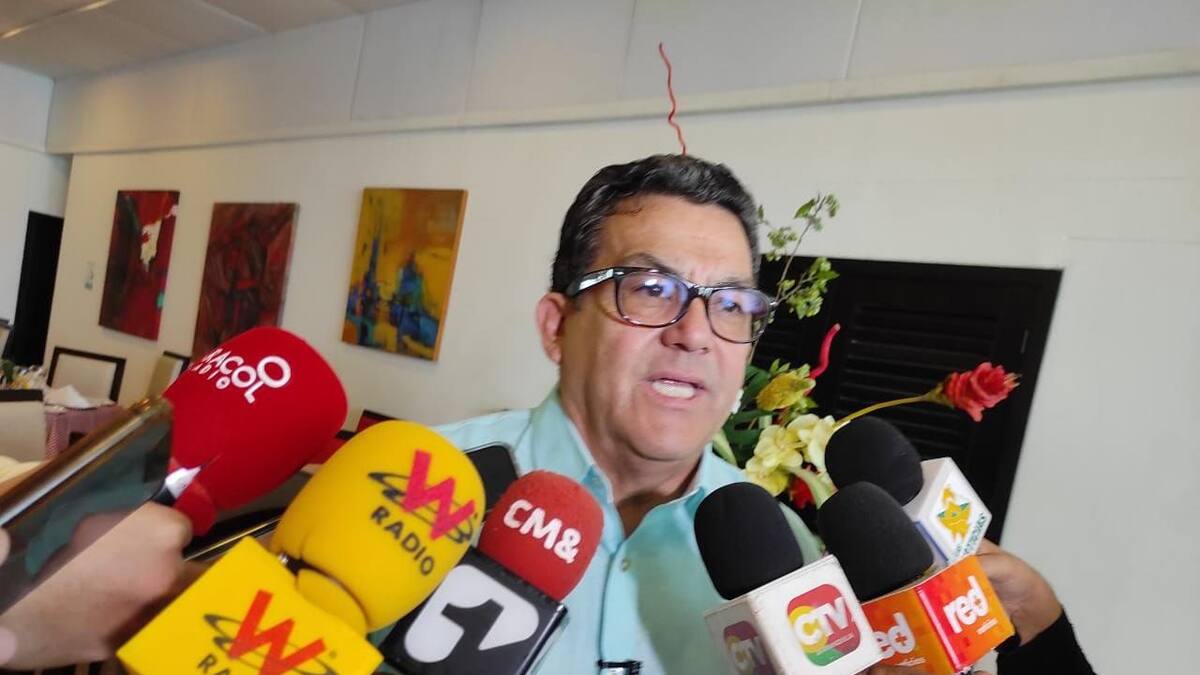 "Los votos de los parlamentarios son inviolables", Jaime Dussán sobre Quevedo