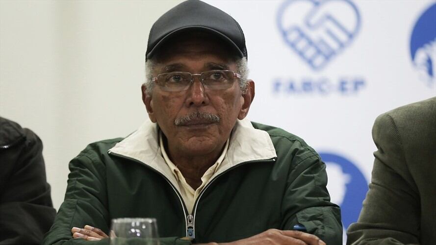 'Joaquín Gómez' expresó que no comparece con la intención de negar su pasado como combatiente y que pedirá perdón a las víctimas. Foto: Colprensa / DIEGO PINEDA