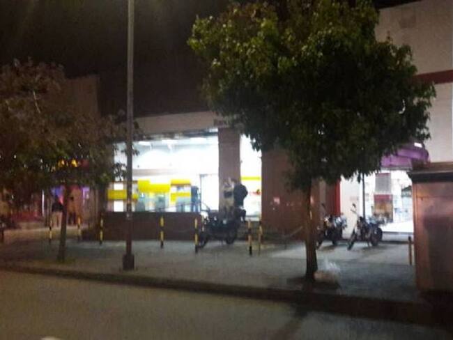 Sucursal bancaria donde realizaron el millonario hurto. Crédito: W Radio.