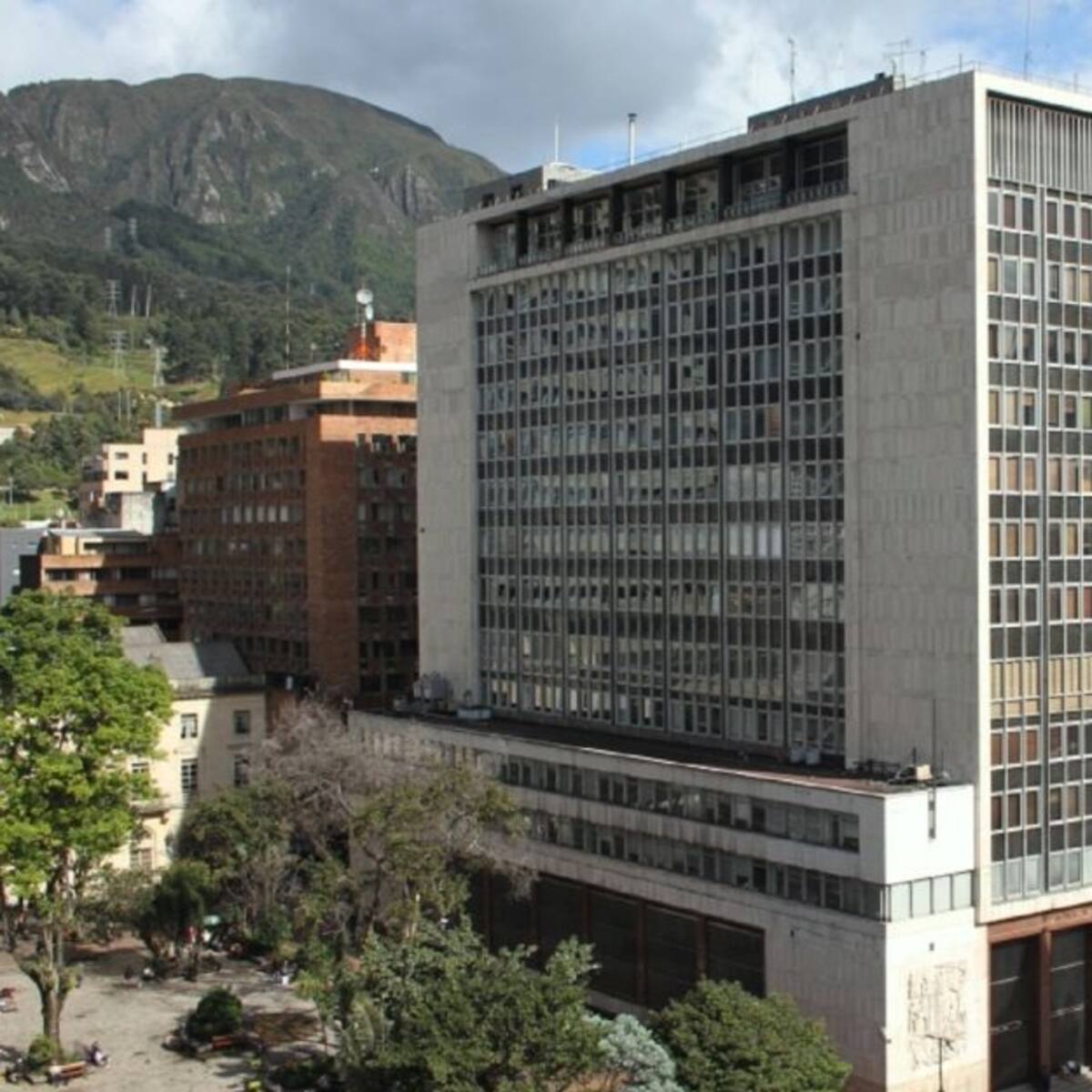 Banco de la República baja la tasa de interés a 11,25%, ¿eso cómo impacta el bolsillo?