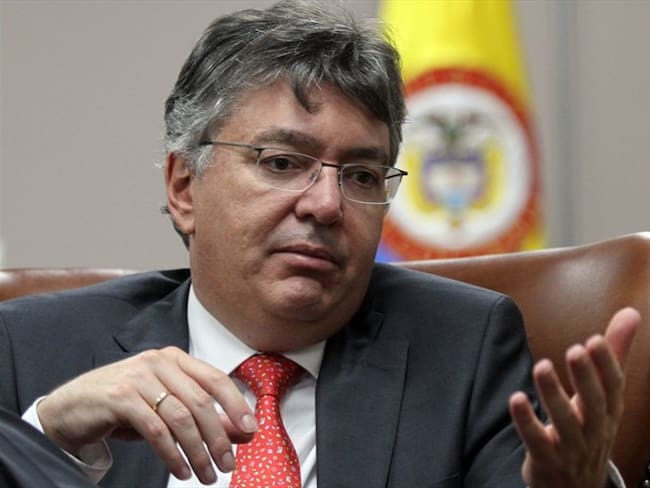 ¿Colombia está ante una salida masiva de capital? Mauricio Cárdenas responde