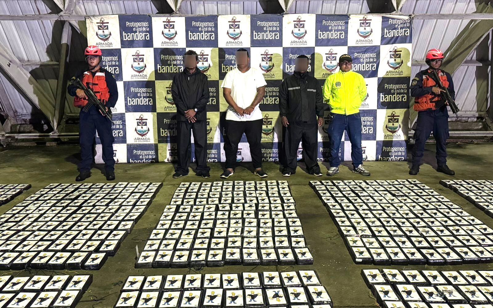 Está es la embarcación que el presidente Petro anunció que fue interceptada en aguas del Pacífico. Foto: suministrada.