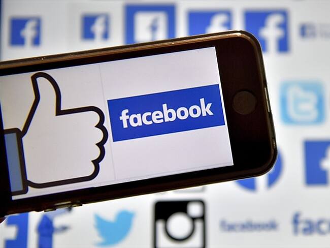 Salvan a joven que trató de suicidarse por Facebook Live. Foto: Getty Images/LOIC VENANCE