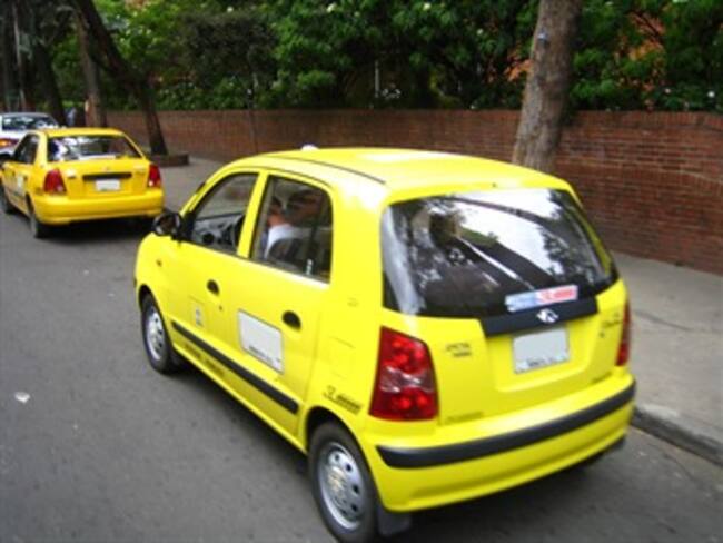 Distrito anuncia nuevas medidas para garantizar la seguridad de los taxistas en Bogotá