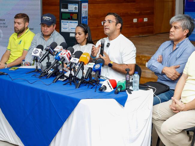 Alcalde de Montería, Hugo Kerguelén, en rueda de prensa sobre el tema ZER. Foto: prensa Alcaldía de Montería.