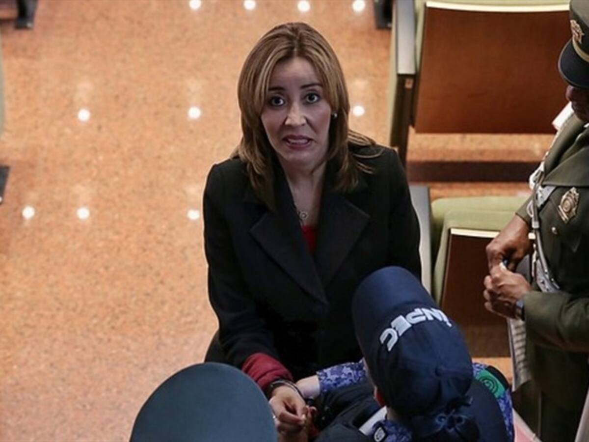 Avanza juicio contra exfiscal Hilda Niño, señalada por beneficiar a ‘paras'