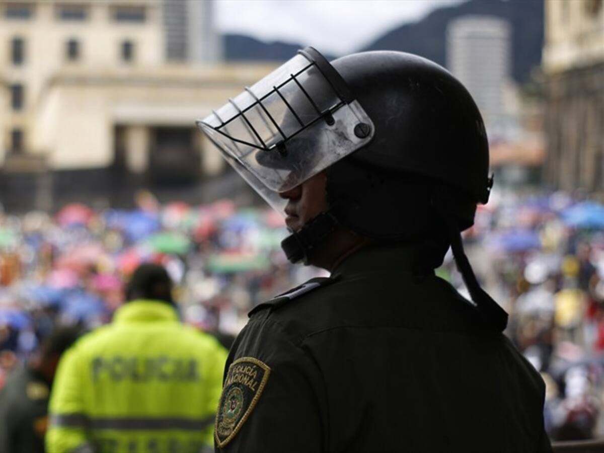 Investigan a seis policías por secuestro en el centro de Medellín