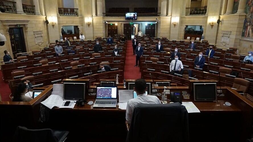 El presidente Iván Duque firmó la norma que modifica el reglamento del Congreso.. Foto: Colprensa