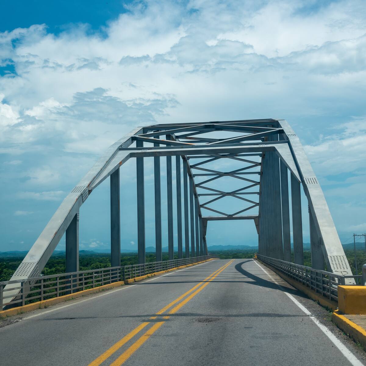 Puentes viales en riesgo de colapso: responden ANI y concesionarios