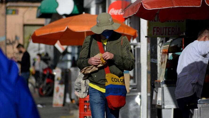 En el barrio La Gaitana, la presencia de vendedores informales, según ha denunciado la comunidad, lleva casi 20 años sin atención oportuna de las autoridades. Foto: Getty Images