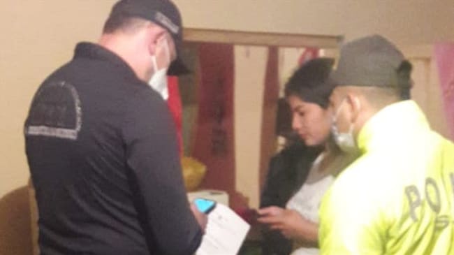 La ciudadana detenida en las últimas horas sería el enlace de Maritza Serna Becoche. Foto: Fiscalía