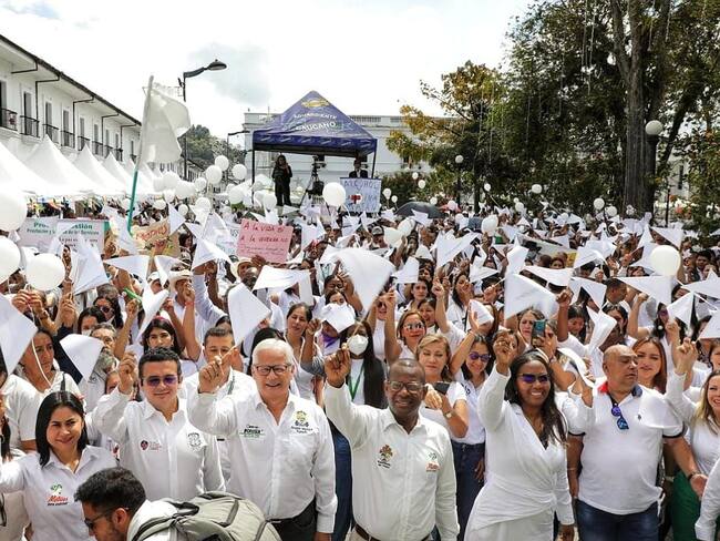 En el Cauca más de 20 mil personas se juntaron en cada uno de los 42 municipios para clamar por la paz el pasado mes de diciembre. Crédito: Gobernación del Cauca. 