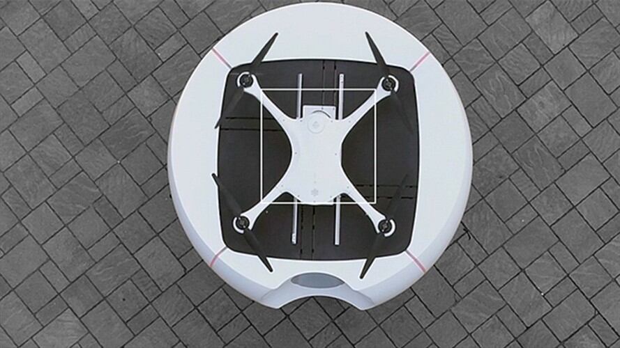 Drone en Suiza. Foto: Bang Media