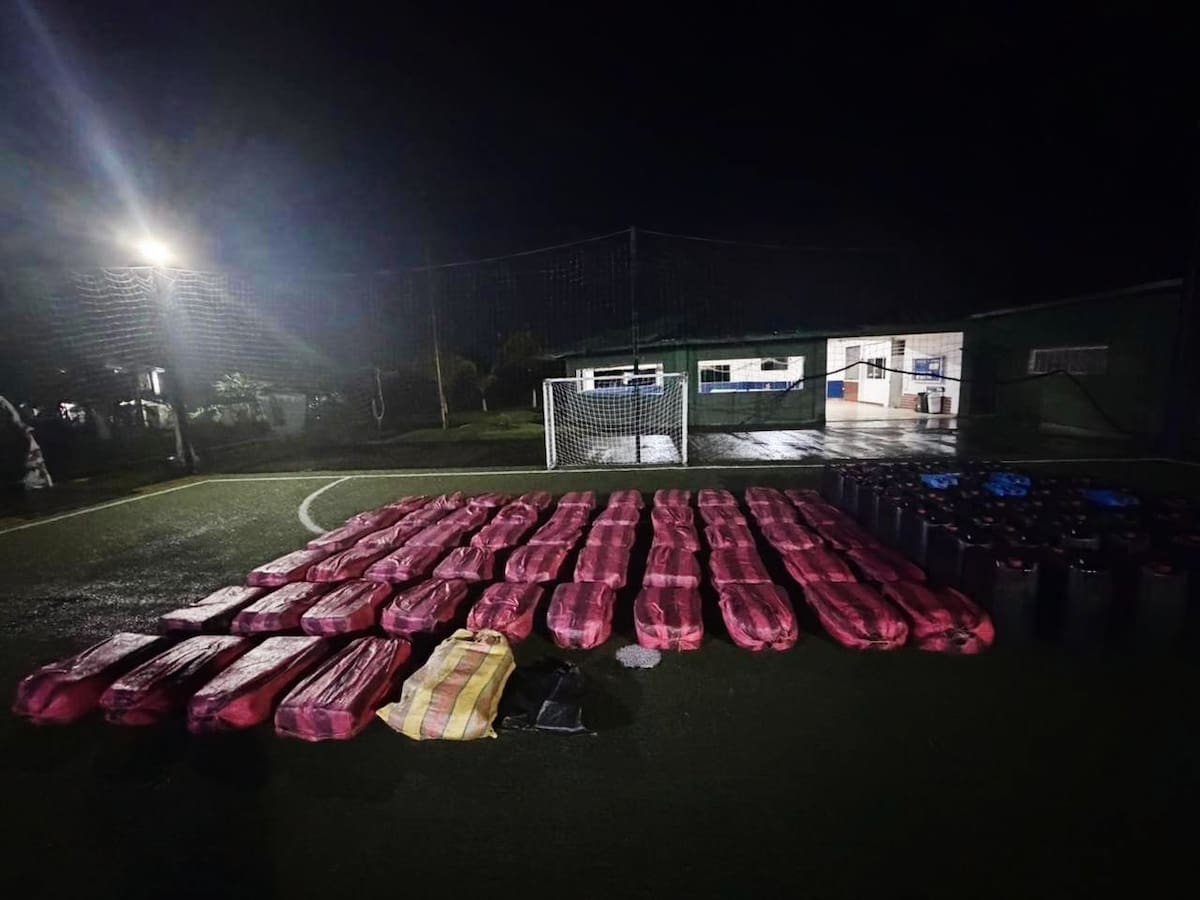 Incautan una tonelada y media de marihuana en aguas del pacífico caucano