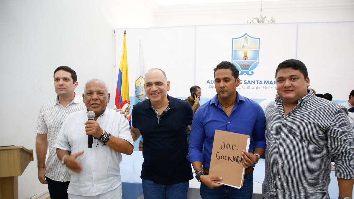 Entrega de autos de reconocimiento a 5 Juntas de Acción Comunal de Santa Marta