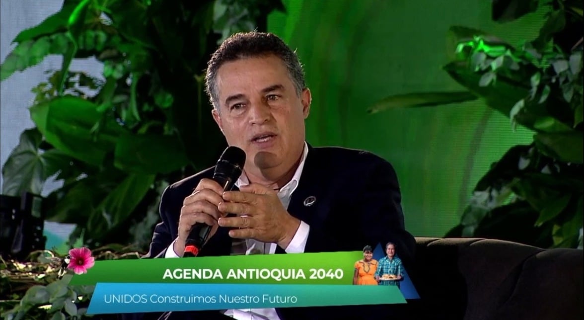 Aníbal Gaviria, gobernador de Antioquia en la presentación de "Agenda Antioquia 2040".