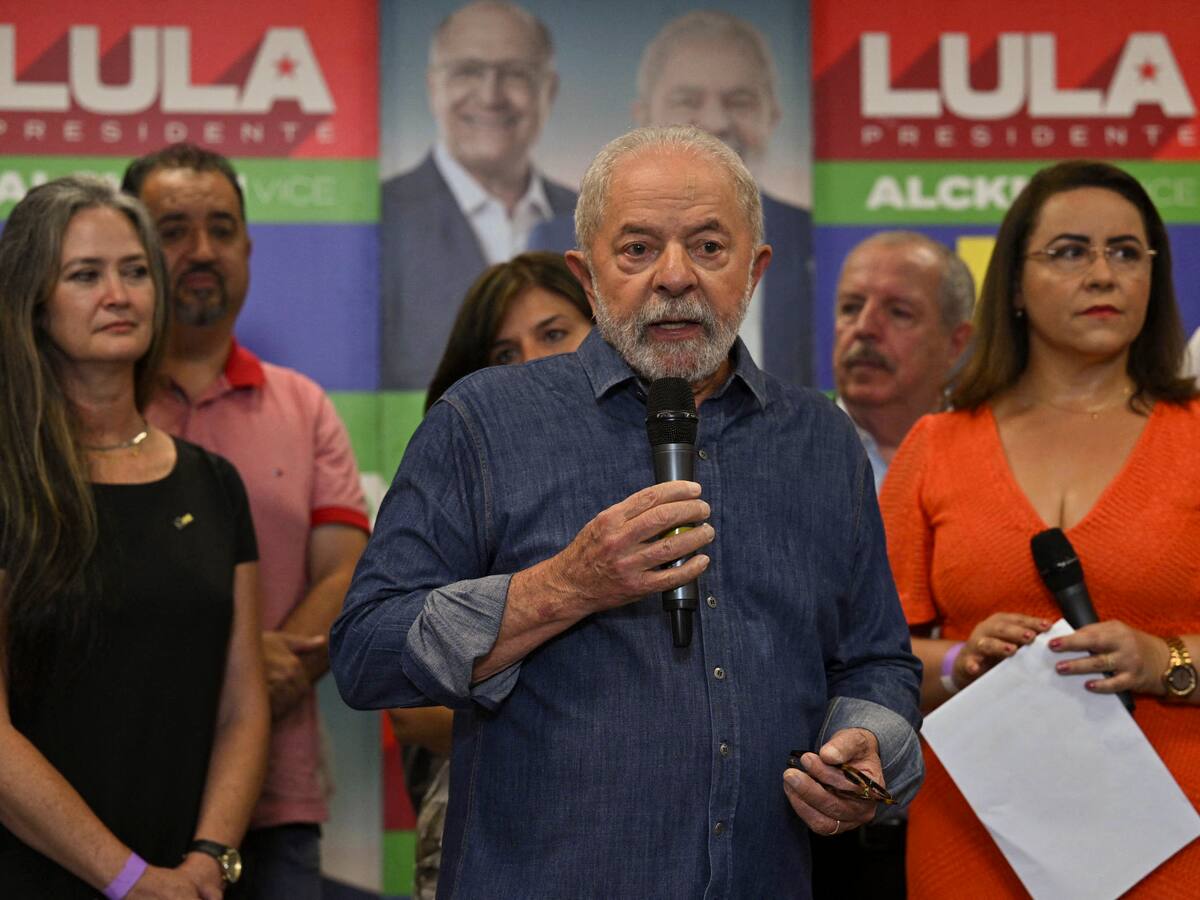 Dirigente del partido de Lula fue asesinado a dos días de las elecciones en Brasil