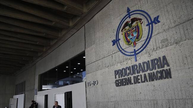 La Procuraduría destituyó e inhabilitó a estos dos funcionarios por 18 y 16 años, respectivamente. Foto: Colprensa