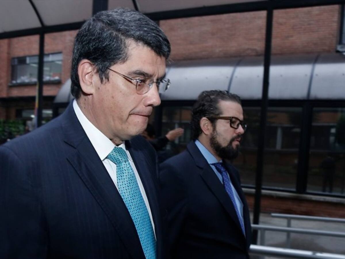 Formulan pliego de cargos a vicepresidente comercial del Banco Agrario