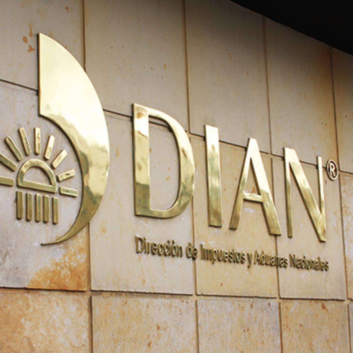 Fraude aduanero en Dian: “usaban importadores de confianza para ingresar mercancía de contrabando”