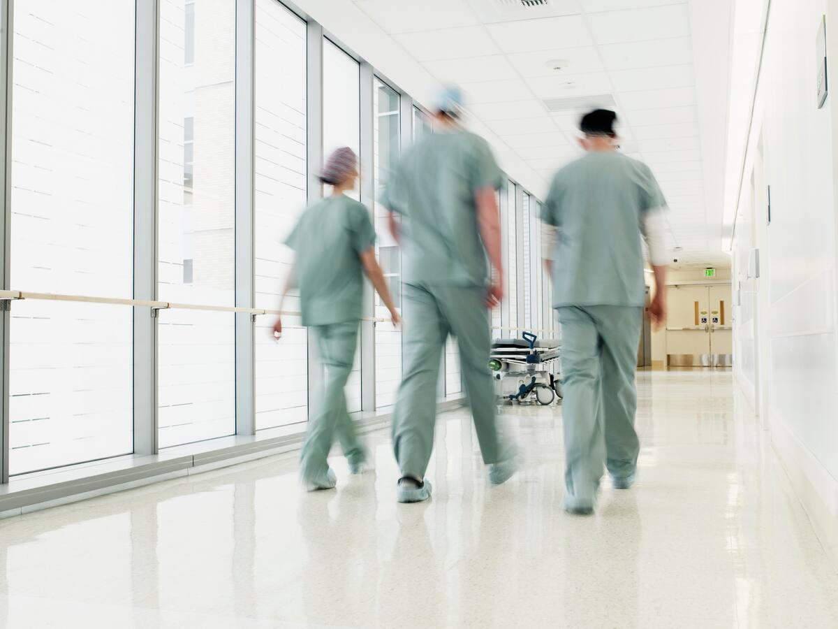 No pueden prometer lo que no se puede cumplir: médico sobre reforma a la salud